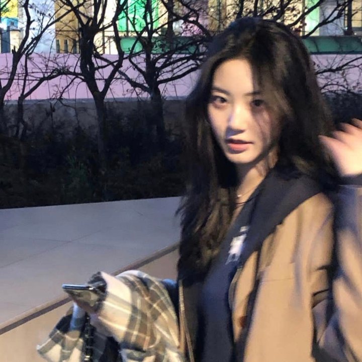 世界中心只有孤独